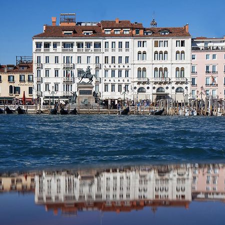 Londra Palace Venezia Kültér fotó