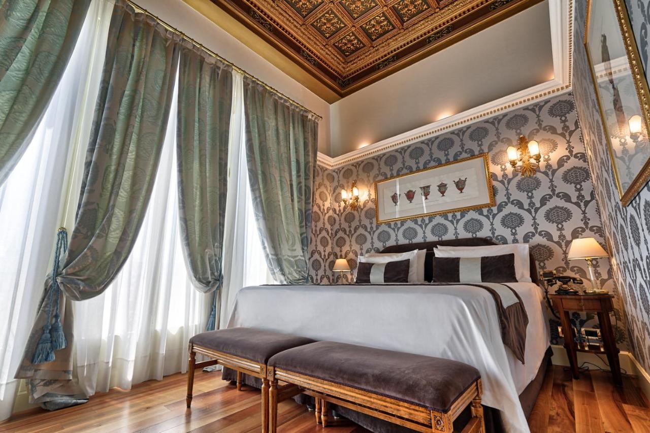 Londra Palace Venezia Kültér fotó