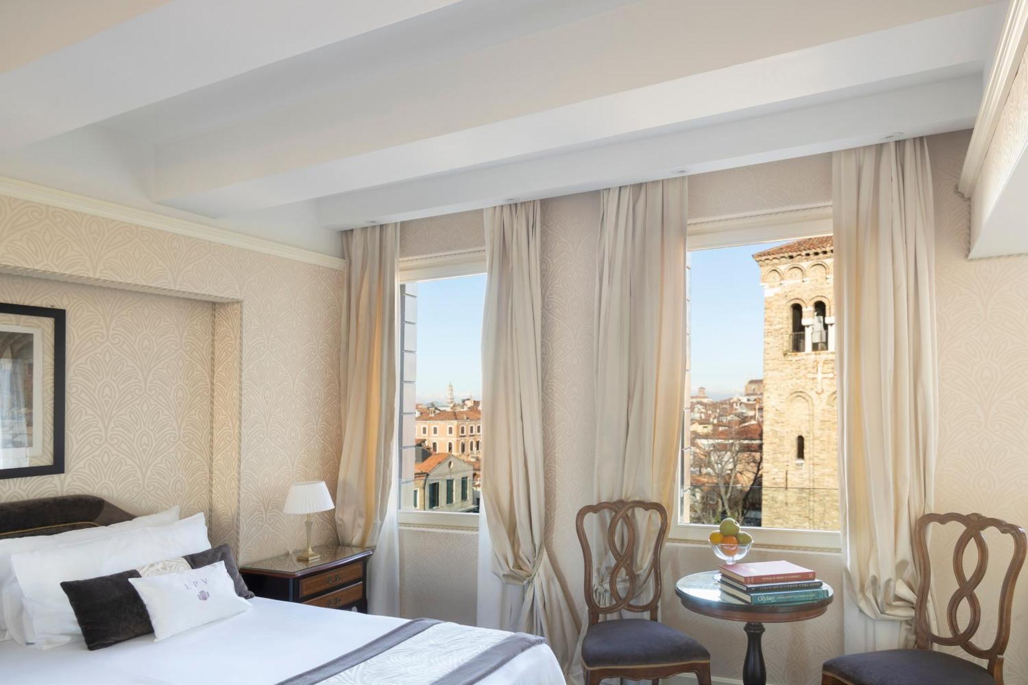 Londra Palace Venezia Kültér fotó