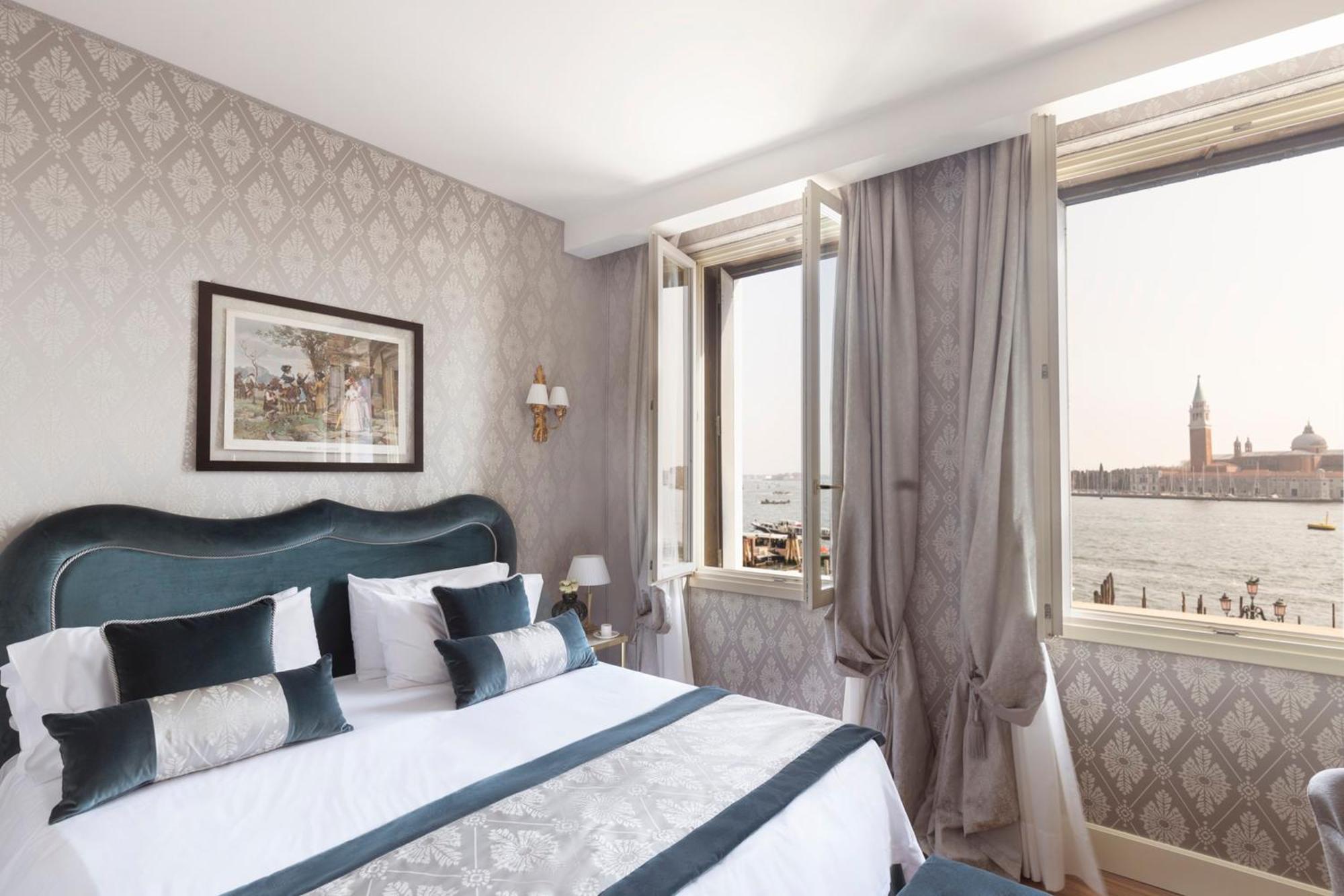 Londra Palace Venezia Kültér fotó